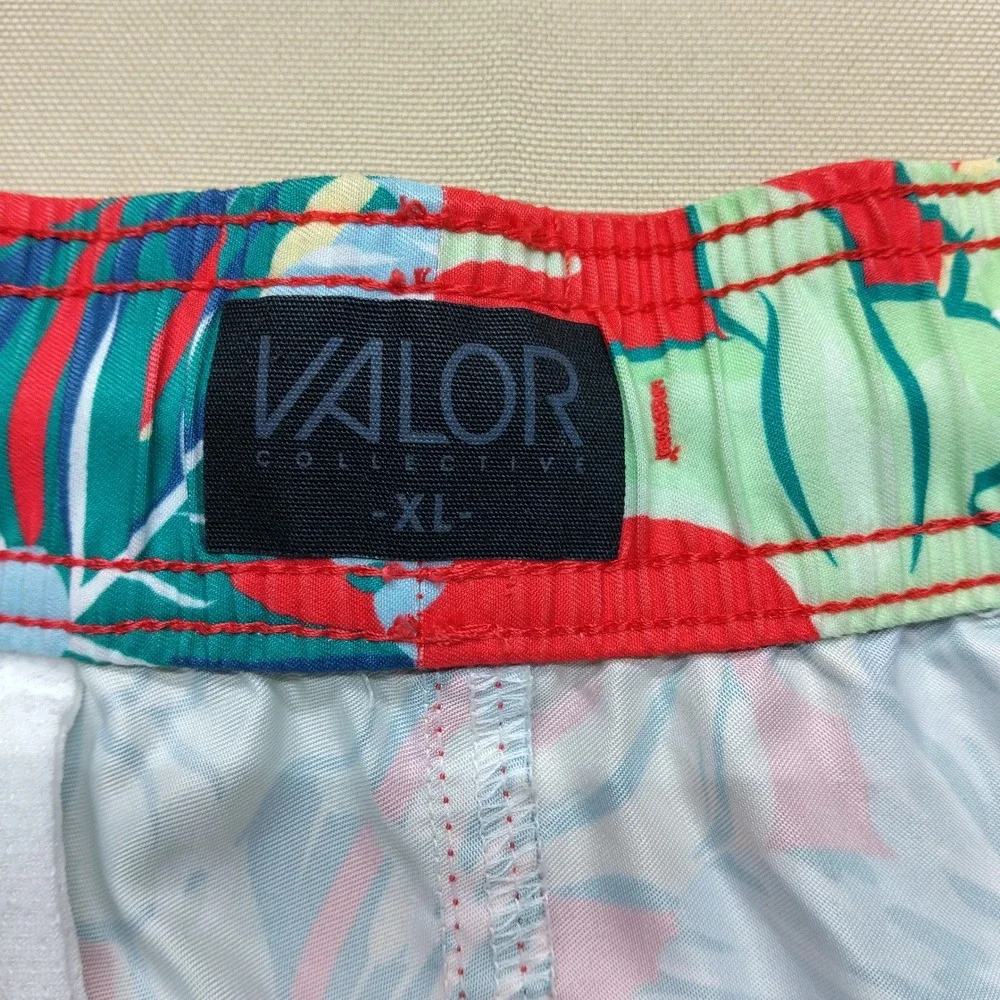 Valor Collective Mens XL Tropical Dinosaur Hibiscus Swim Trunks Red DCAE231140